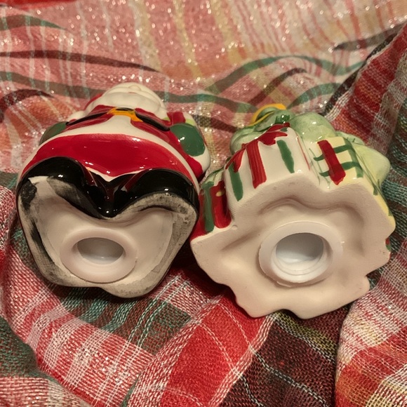 Ceramic Santa and Xmas Tree Salt and Pepper Set - Picture 5 of 7
